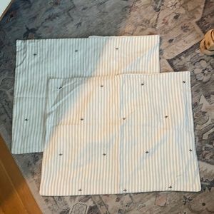 Hearth and hand pillow shams-standar